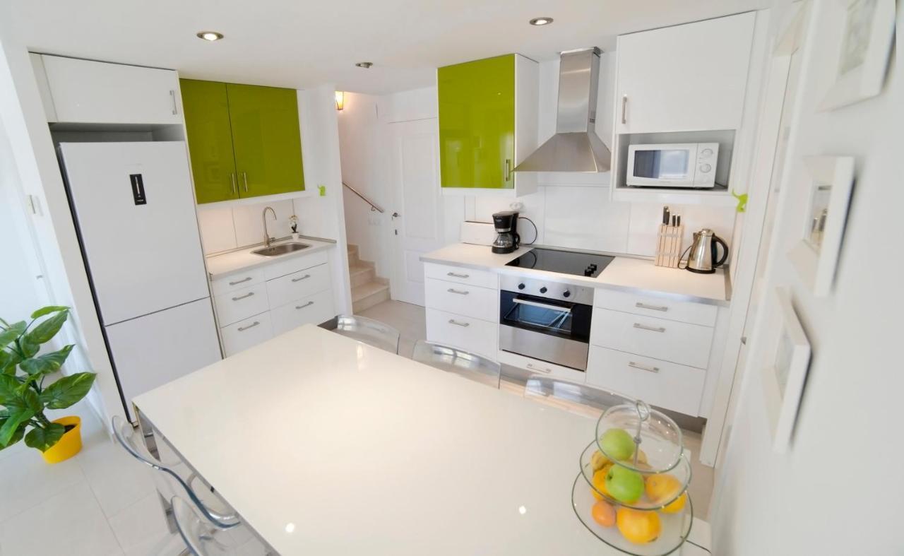 Tranquil Duplex In Sitges, Barcelona,Sea Views, Parking, Terrace Daire Dış mekan fotoğraf