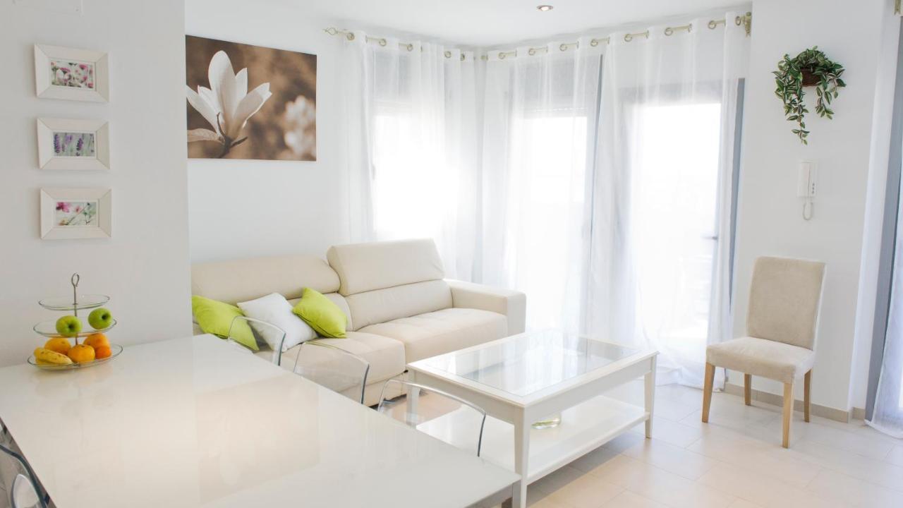 Tranquil Duplex In Sitges, Barcelona,Sea Views, Parking, Terrace Daire Dış mekan fotoğraf